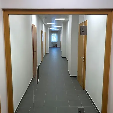 Montagehotel Bed&steel 2* Linz