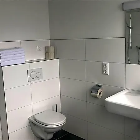 Montagehotel Bed&steel Linz