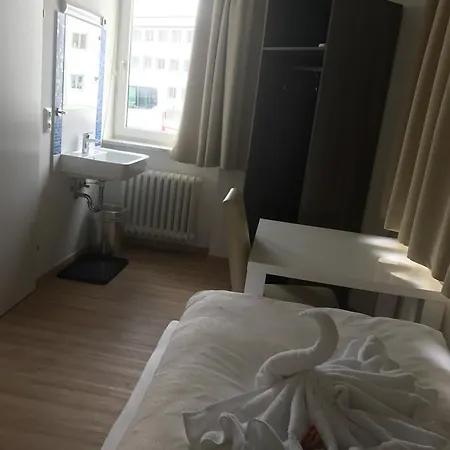 Montagehotel Bed&steel Hotel Linz