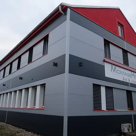 Montagehotel Bed&steel 2*