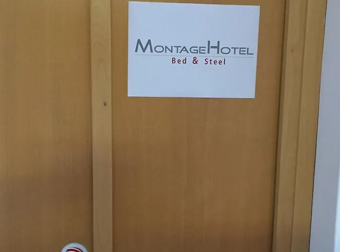 Montagehotel Bed & Steel Otel 2*